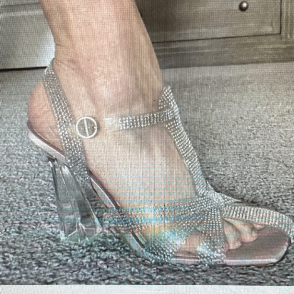 Zara clear lucite Silver crystal Strappy square toe Heels-new
